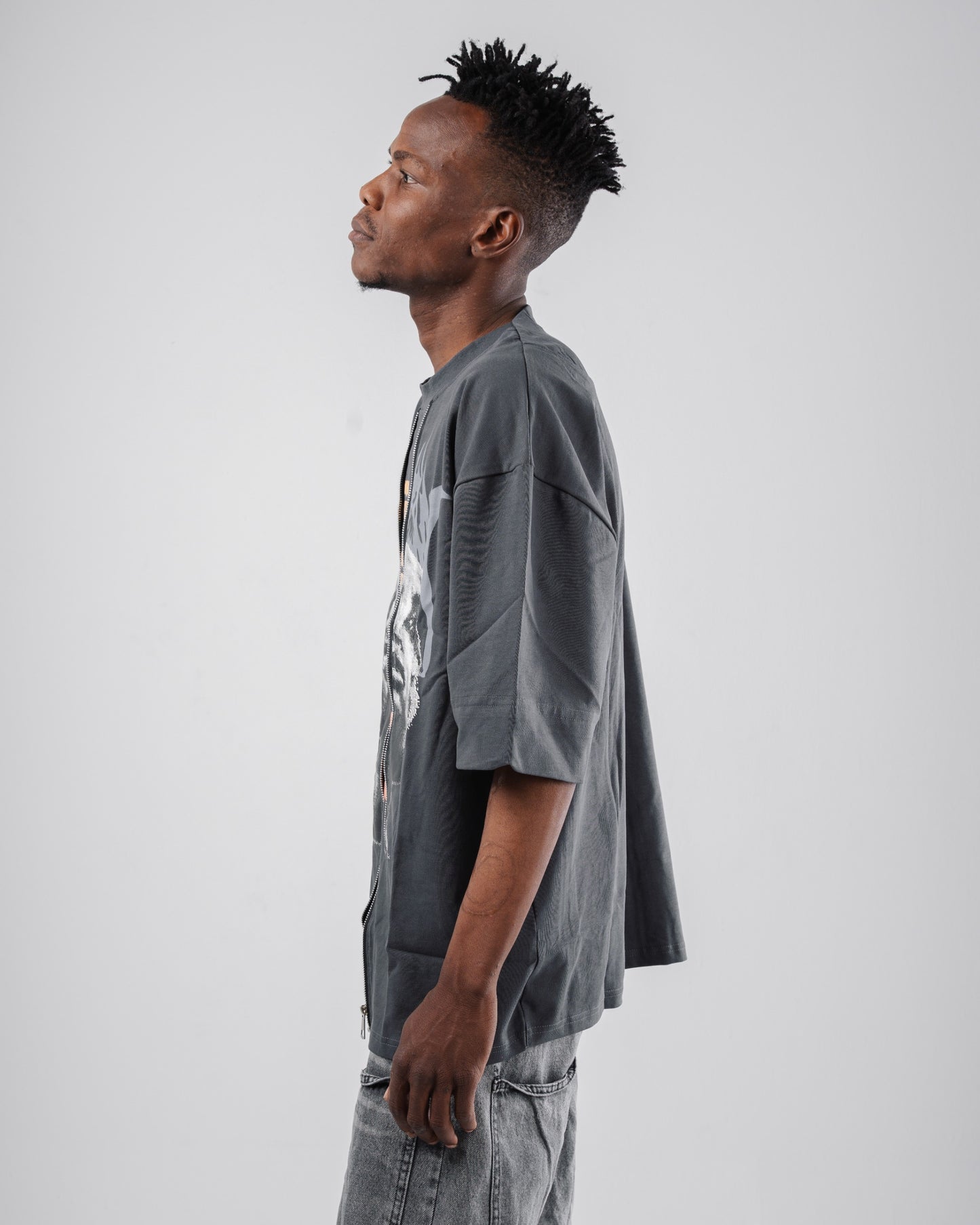 Double zipper tee.